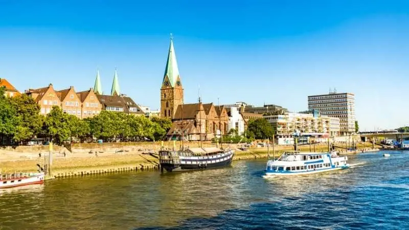 Bremen Bira: Lezzetli Bir Alman Klasiği 1 Almanya Bremen Şehri